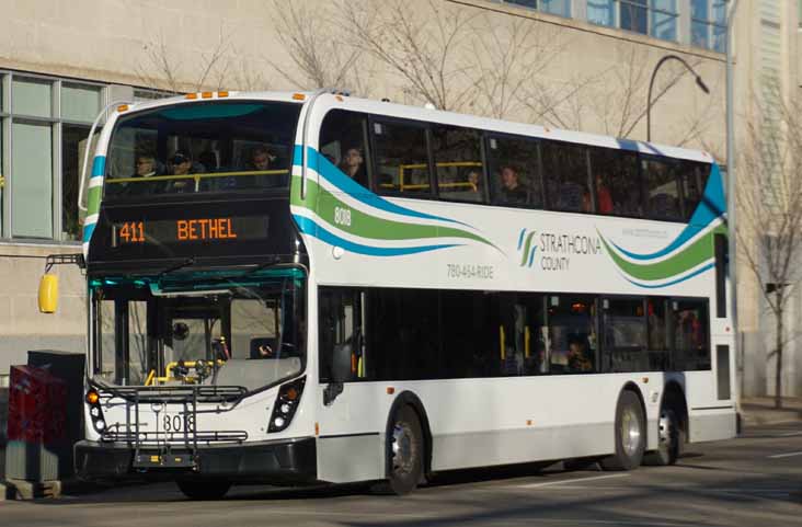 Strathcona Alexander Dennis Enviro500MMC 8018